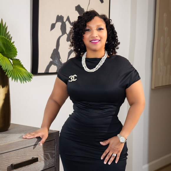 Meet your Posher, Adrian - Picture 2 of 2